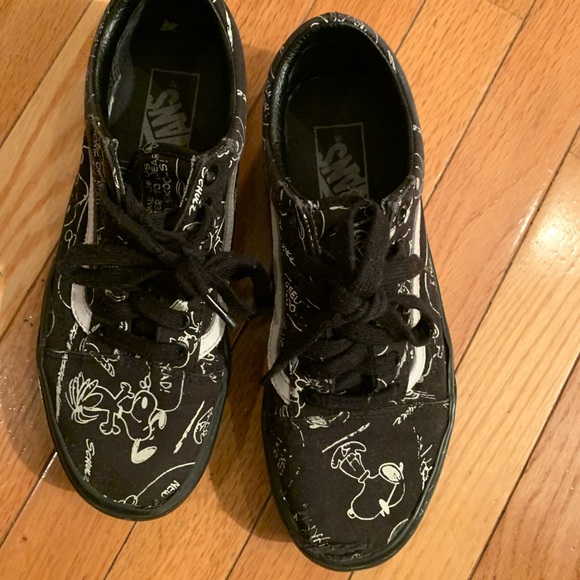 Boys. vans peanut sneakers - Picture 3 of 3